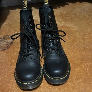 Women’s Dr. Martens 1460 Boots size 8